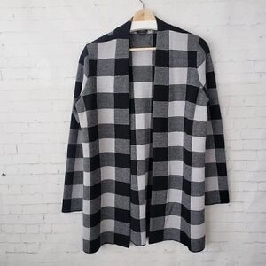 Talbots Merino Wool Plaid Check Cardigan Sweater Size M Gray Black *Tiny Flaw*